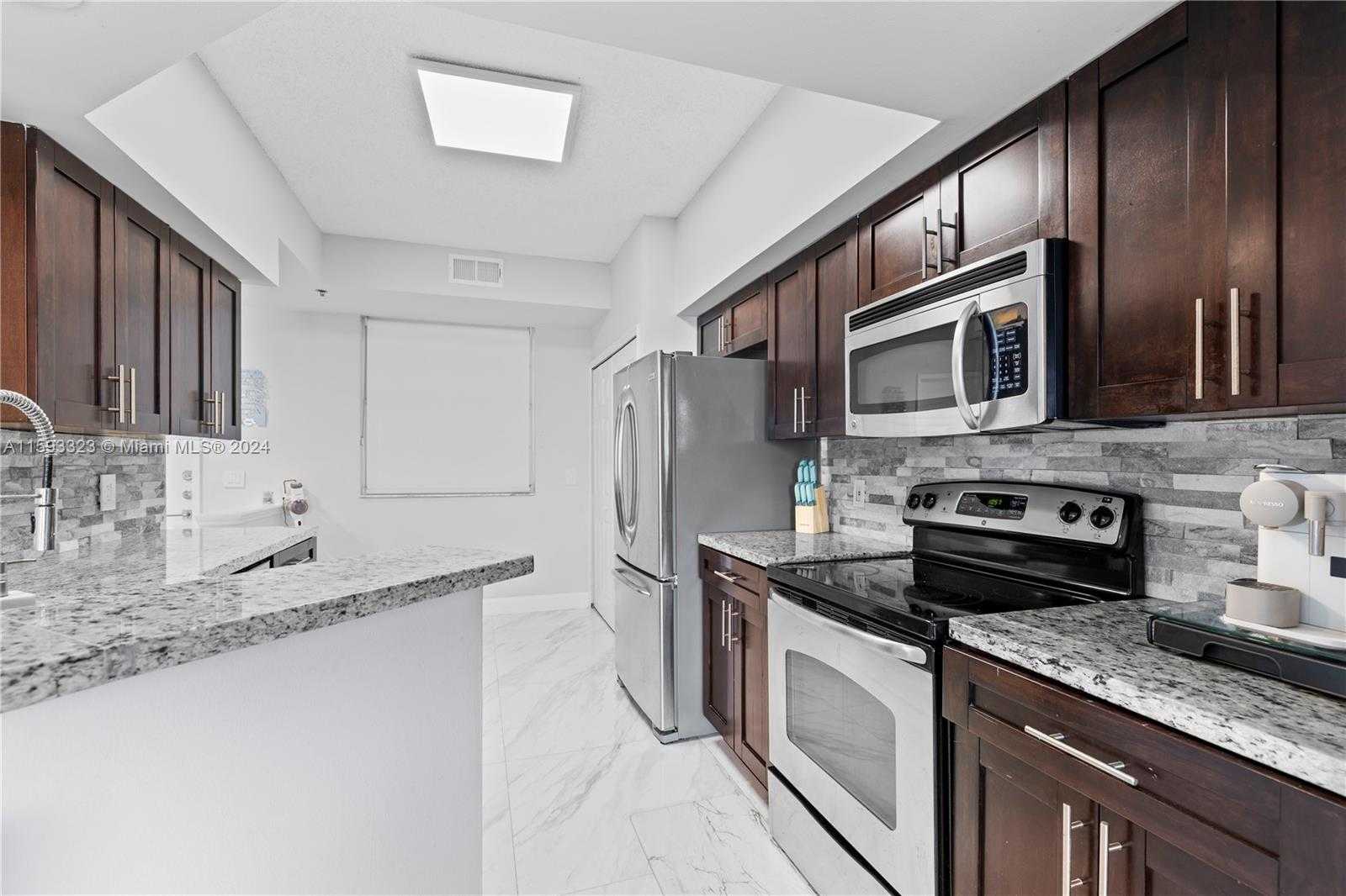 Small Image of 3105 NORTH EAST 184TH ST #7305, Aventura Number 16