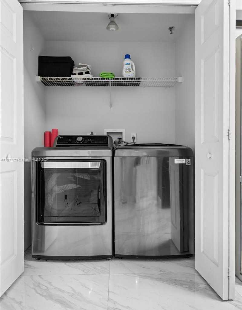 Small Image of 3105 NORTH EAST 184TH ST #7305, Aventura Number 4