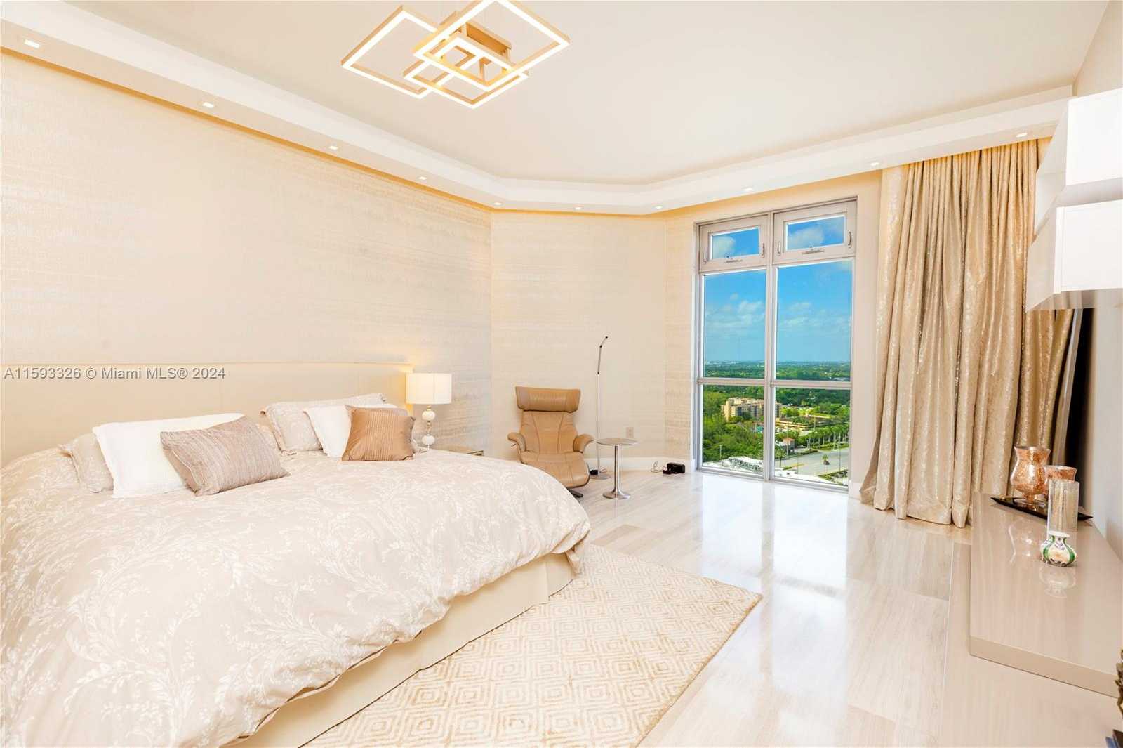 Small Image of 17301 BISCAYNE BLVD #L-PH-10, North Miami Beach Number 13