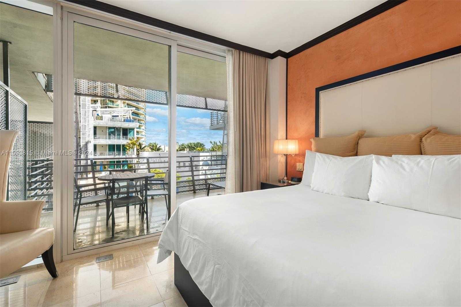 Small Image of 1437 COLLINS AVE #327, Miami Beach Number 2