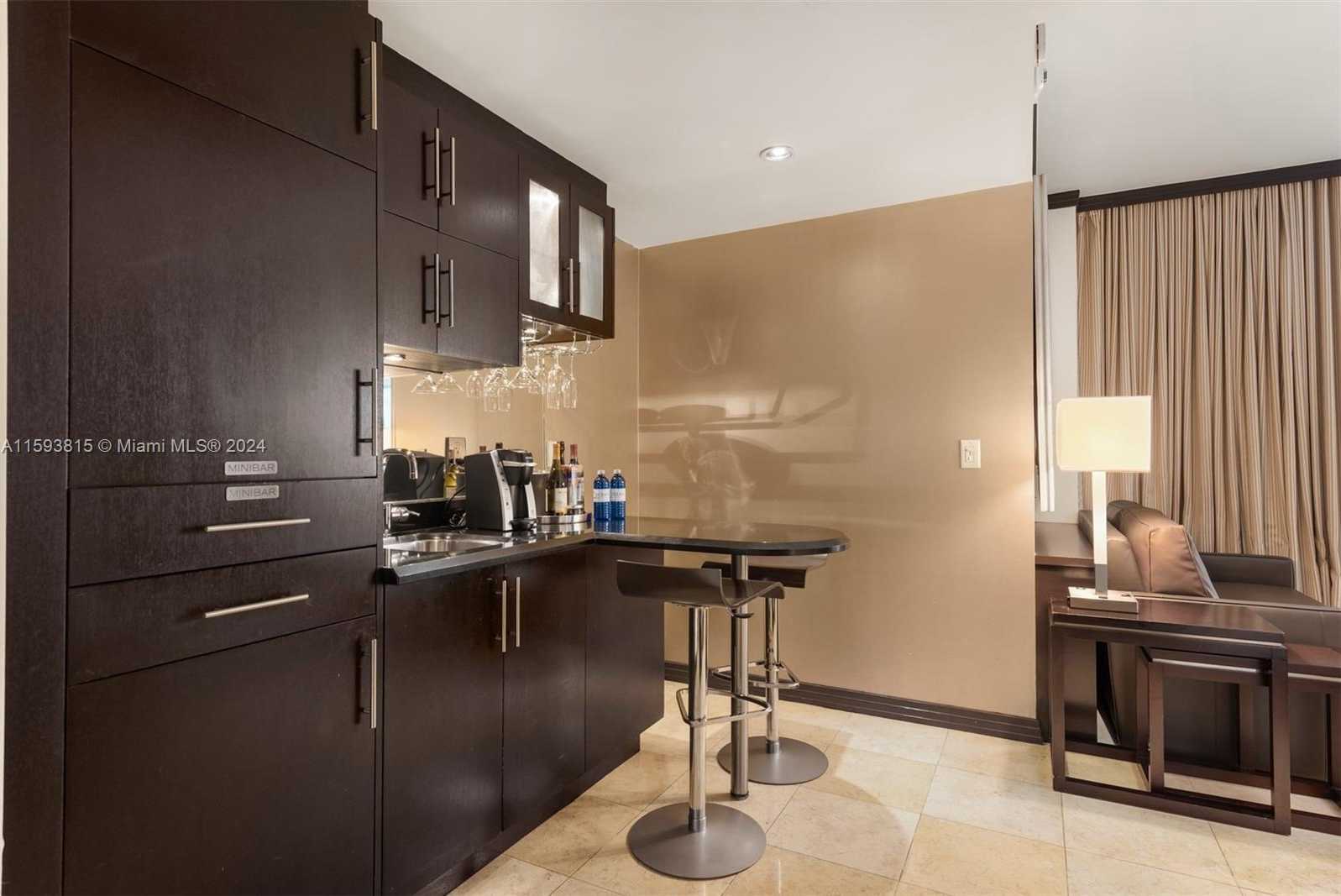 Small Image of 1437 COLLINS AVE #327, Miami Beach Number 6