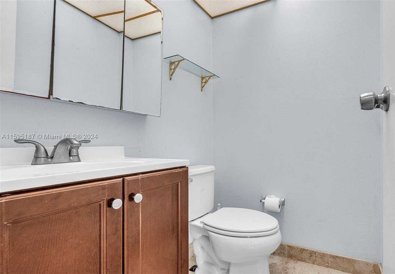 Small Image of 200 172ND ST #222, Sunny Isles Beach Number 19