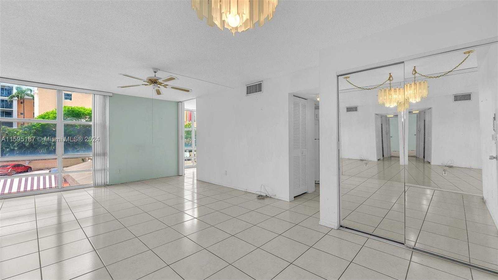 Small Image of 200 172ND ST #222, Sunny Isles Beach Number 3