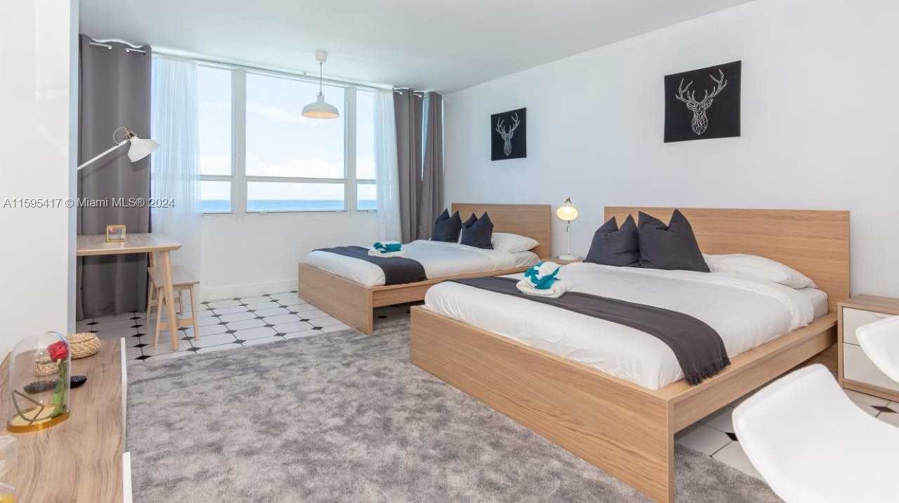Small Image of 5445 COLLINS AVE #1135, Miami Beach Number 4