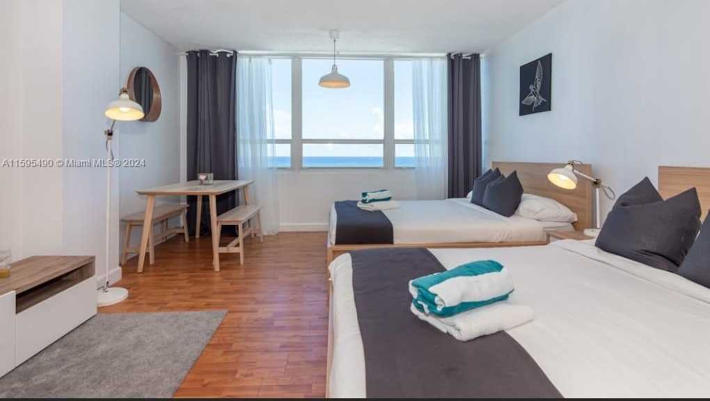 Small Image of 5445 COLLINS AVE #1735, Miami Beach Number 3