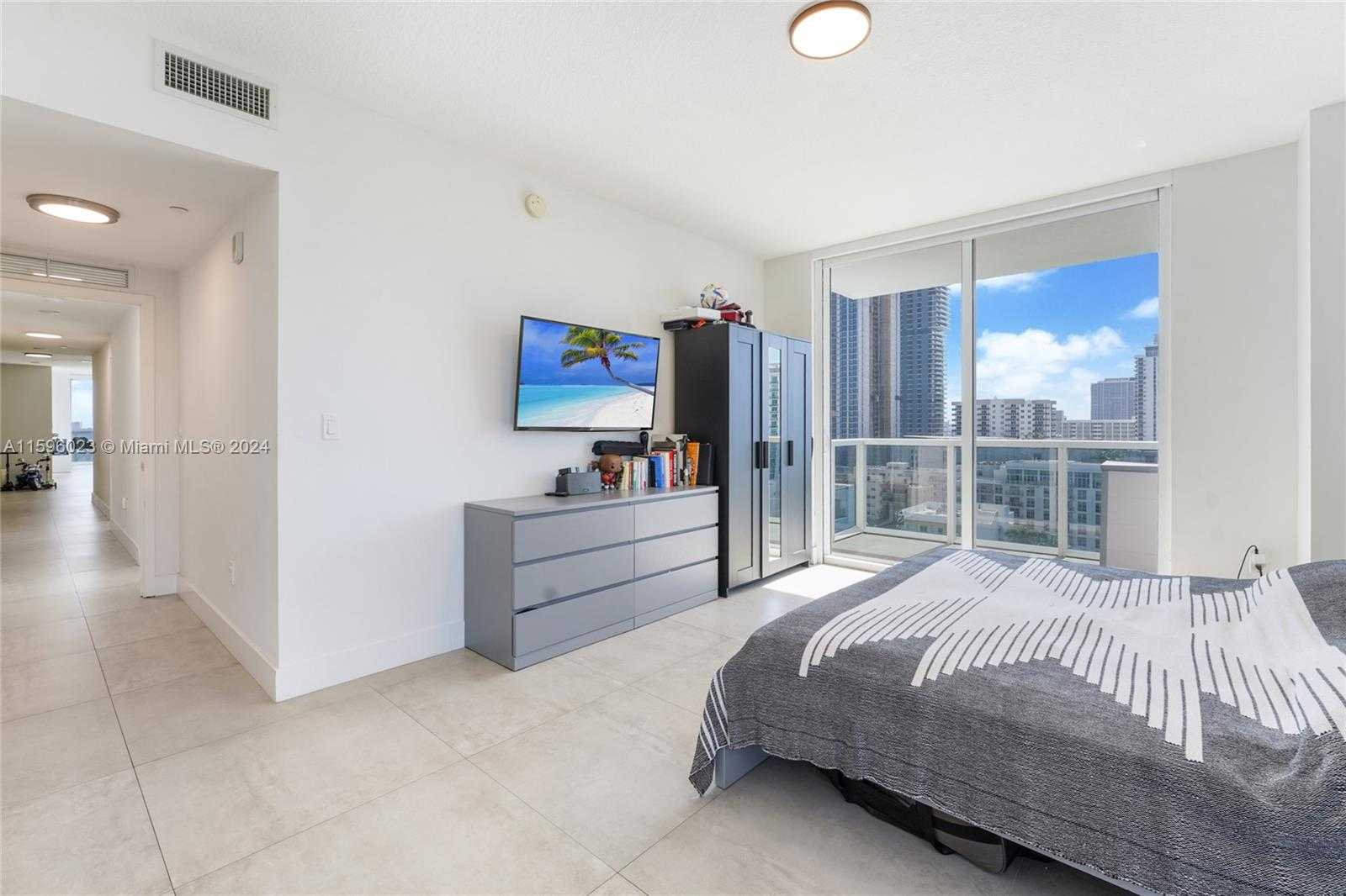 Small Image of 600 NORTH EAST 27TH ST #1405, Miami Number 16
