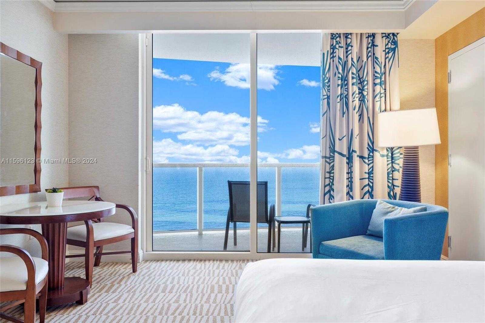 Small Image of 18001 COLLINS AVE #1710, Sunny Isles Beach Number 3