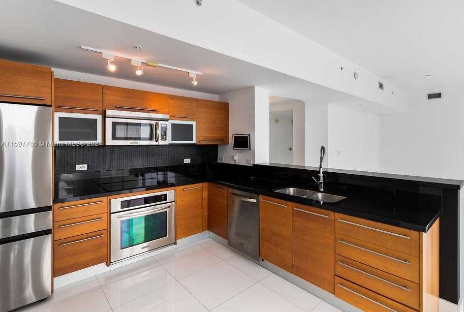 Small Image of 253 NORTH EAST 2ND ST #4608, Miami Number 19