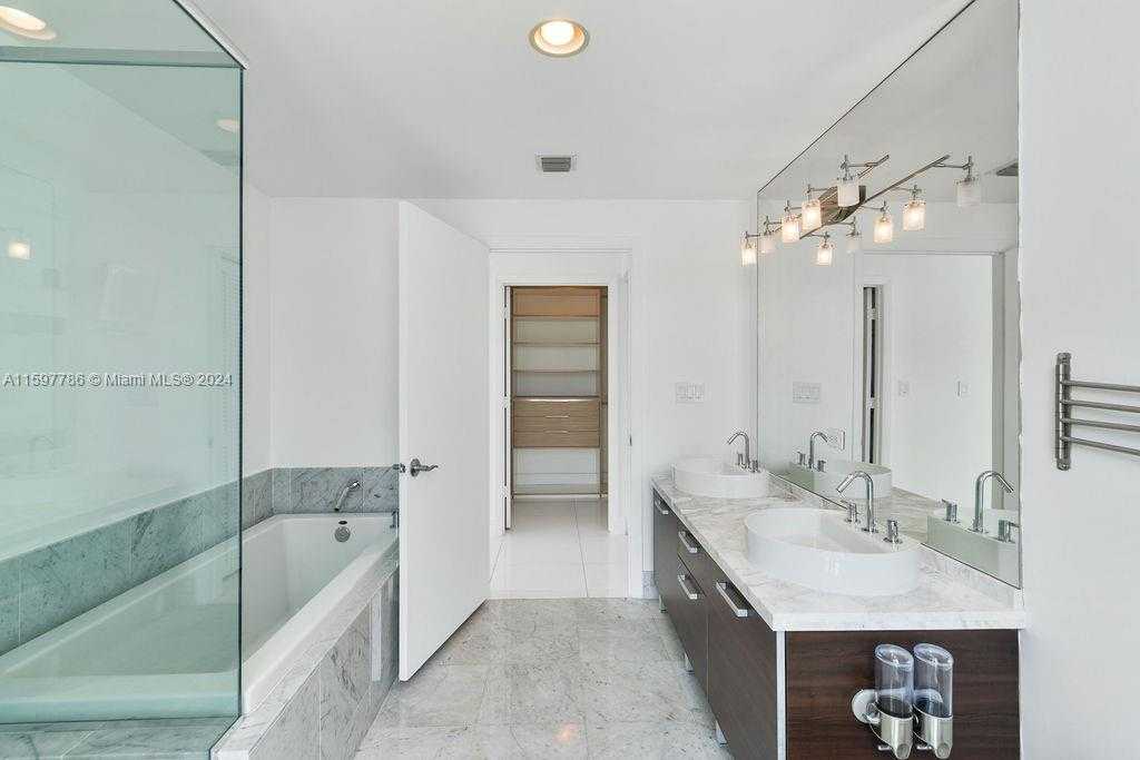 Small Image of 253 NORTH EAST 2ND ST #4608, Miami Number 27