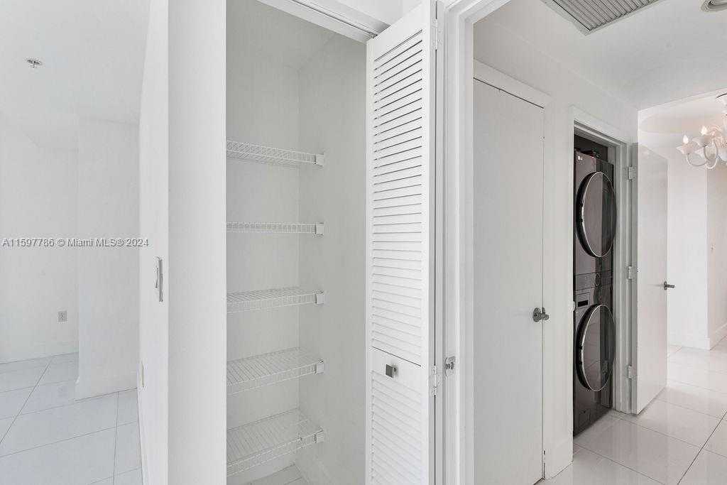 Small Image of 253 NORTH EAST 2ND ST #4608, Miami Number 30
