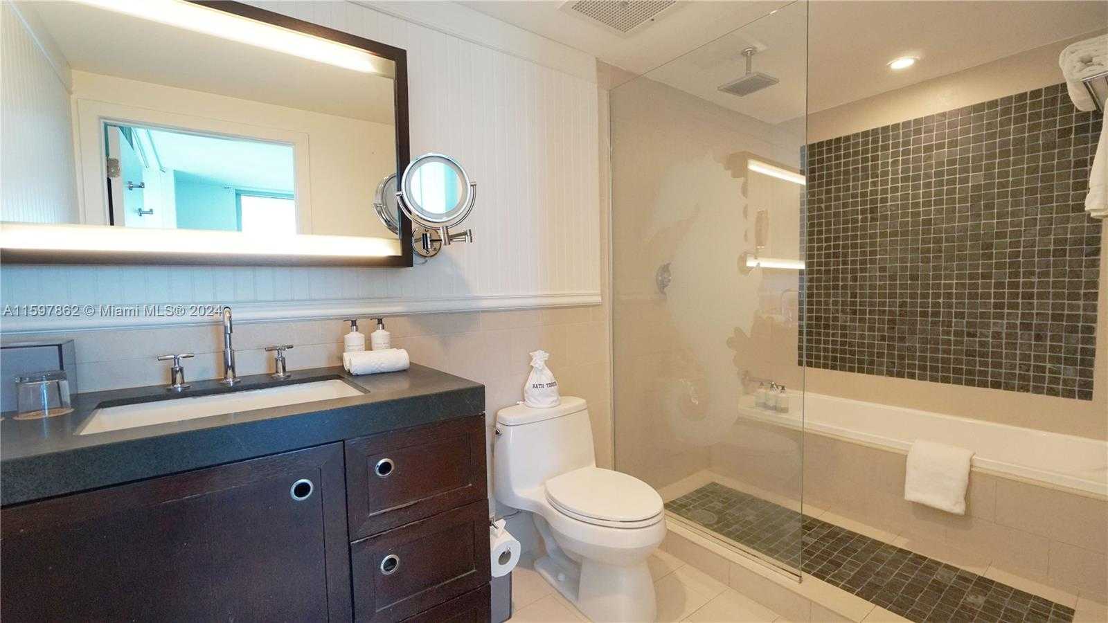 Small Image of 17315 COLLINS AVE #602, Sunny Isles Beach Number 24