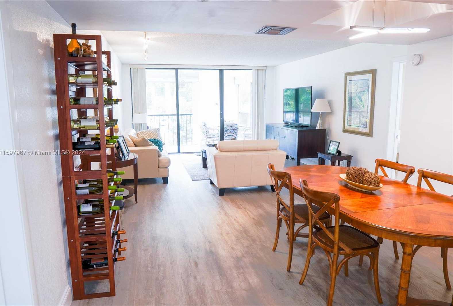 Small Image of 16100 GOLF CLUB RD #210, Weston Number 31