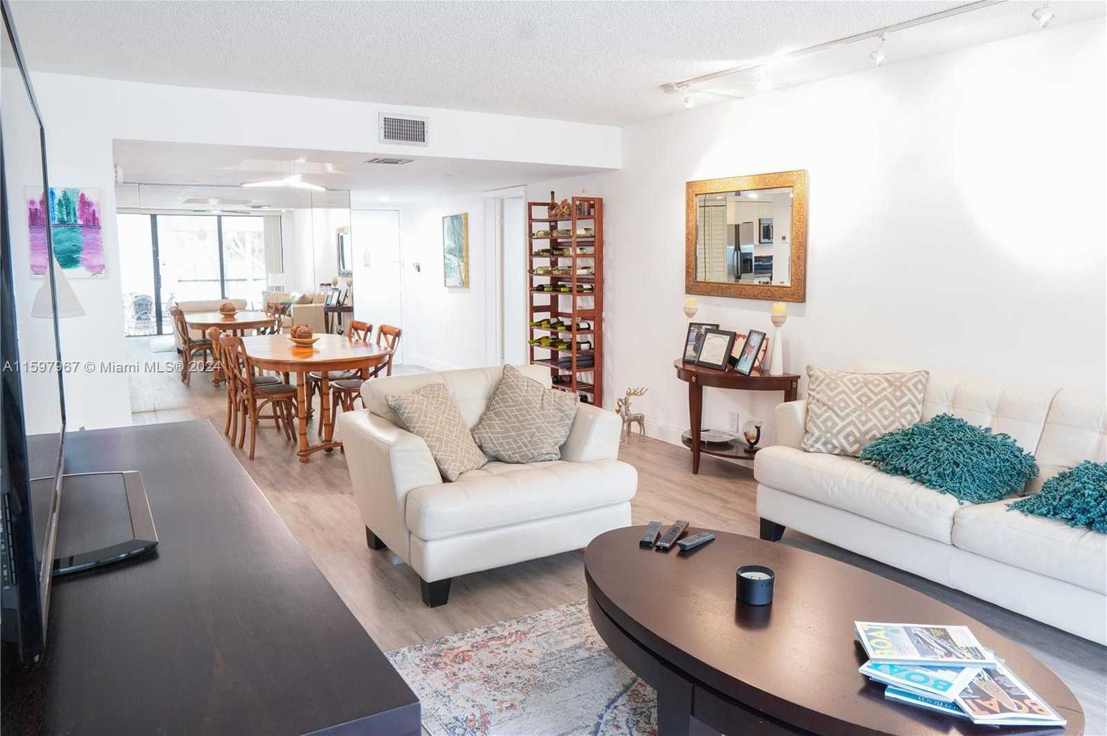 Small Image of 16100 GOLF CLUB RD #210, Weston Number 36