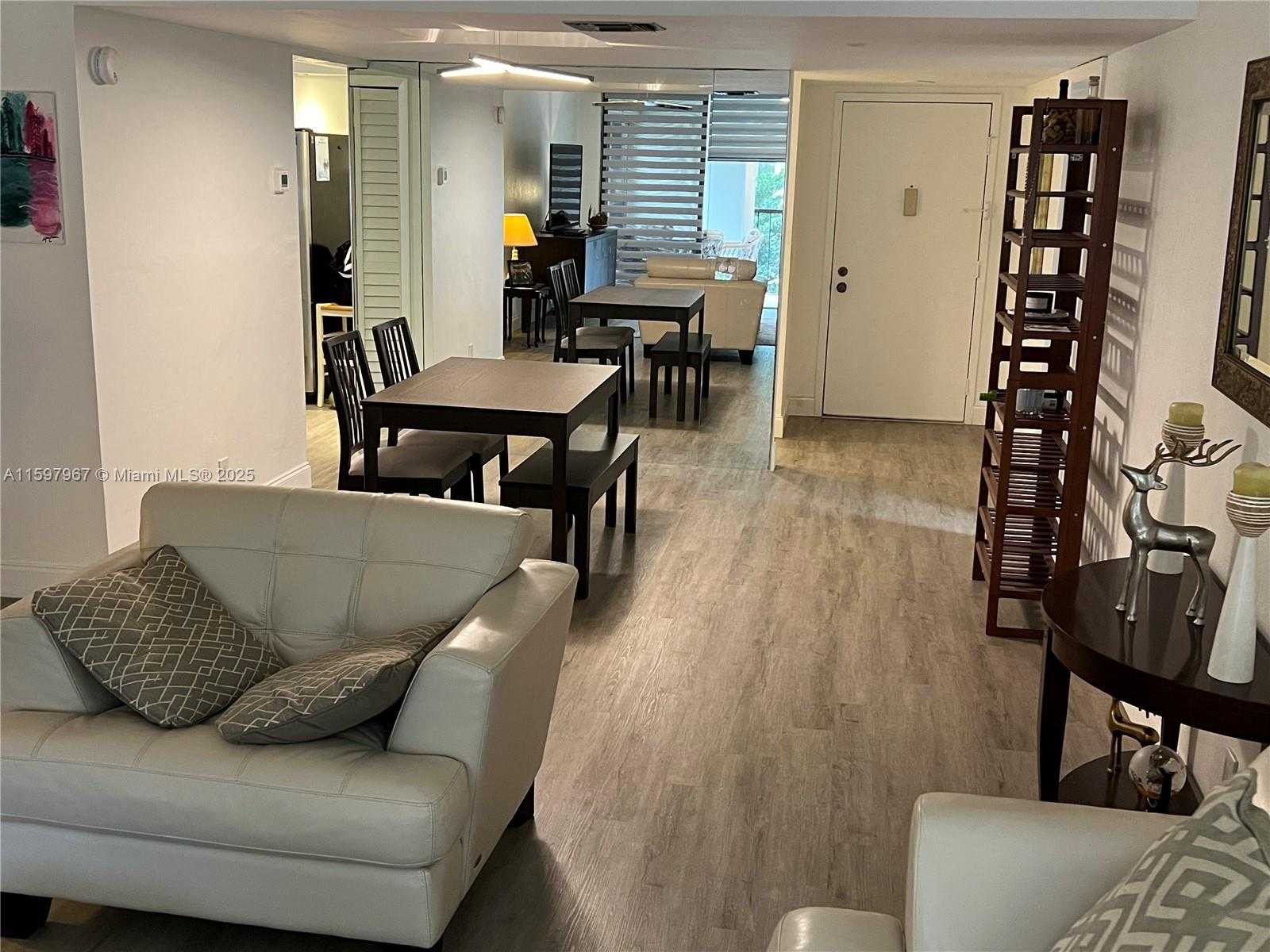 Small Image of 16100 GOLF CLUB RD #210, Weston Number 7
