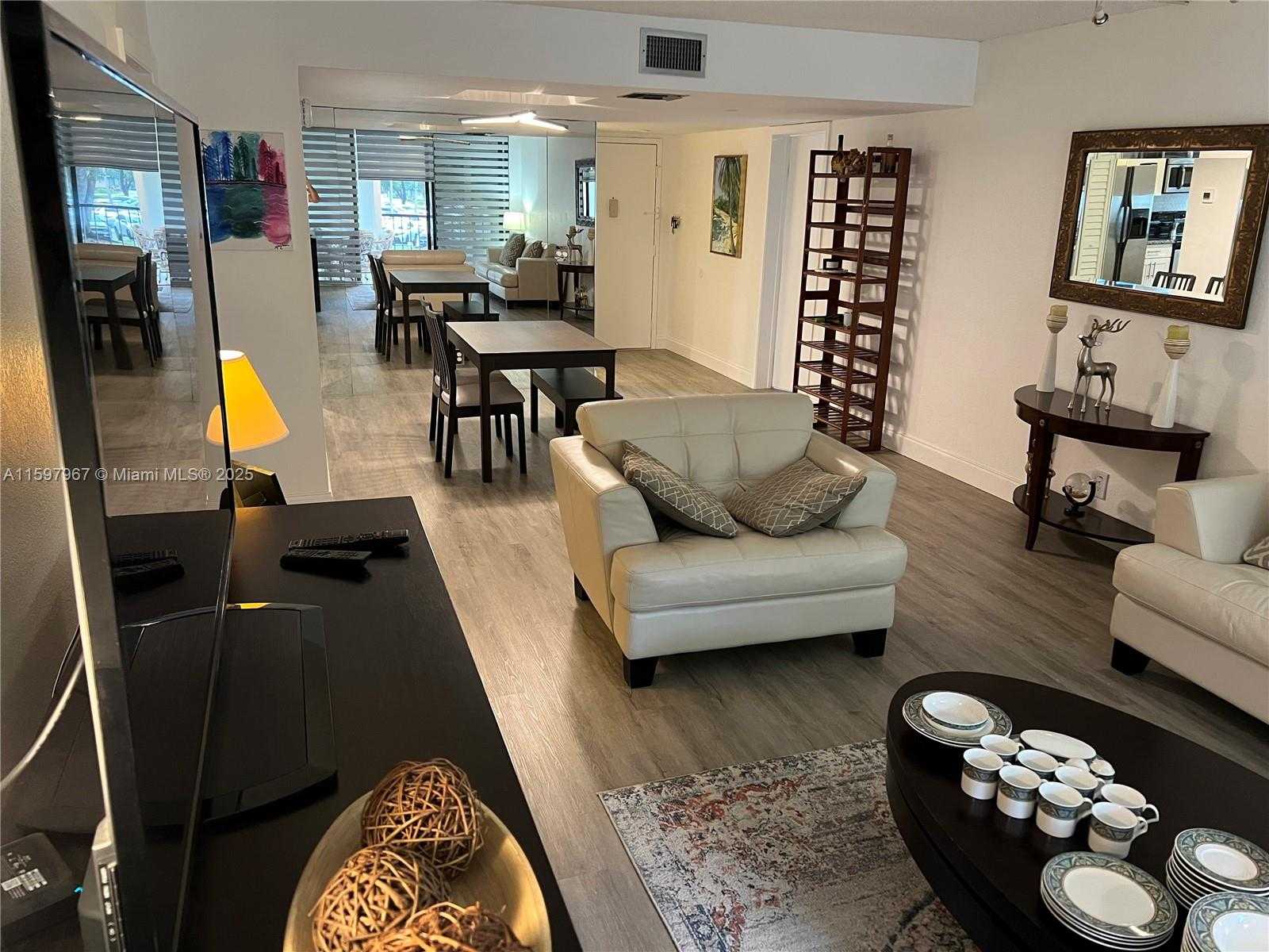 Small Image of 16100 GOLF CLUB RD #210, Weston Number 8