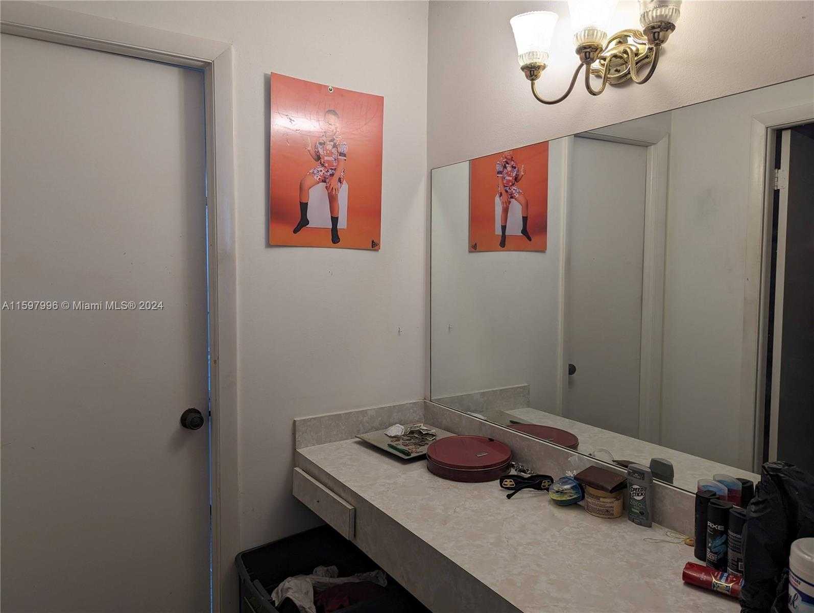 Small Image of 404 NORTH WEST 68TH AVE #513, Plantation Number 16