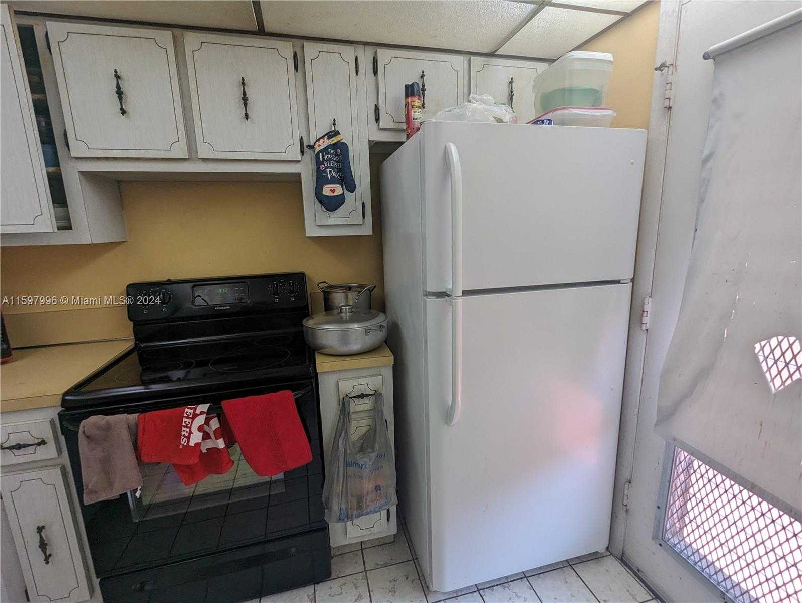 Small Image of 404 NORTH WEST 68TH AVE #513, Plantation Number 6