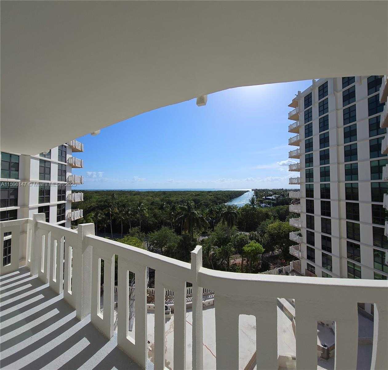 Small Image of 1121 CRANDON BLVD #D604, Key Biscayne Number 19