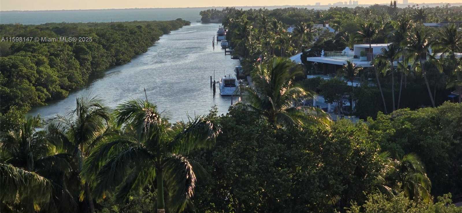 Small Image of 1121 CRANDON BLVD #D604, Key Biscayne Number 22