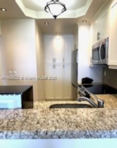 Small Image of 1965 SOUTH OCEAN DRIVE #9L, Hallandale Beach Number 7