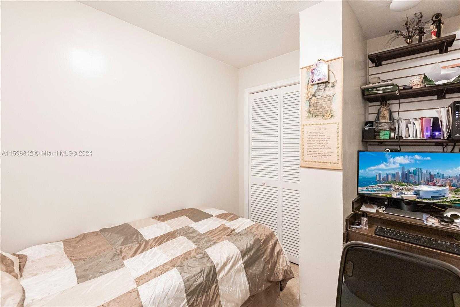 Small Image of 1690 SOUTH WEST 27TH AVE #306, Miami Number 12