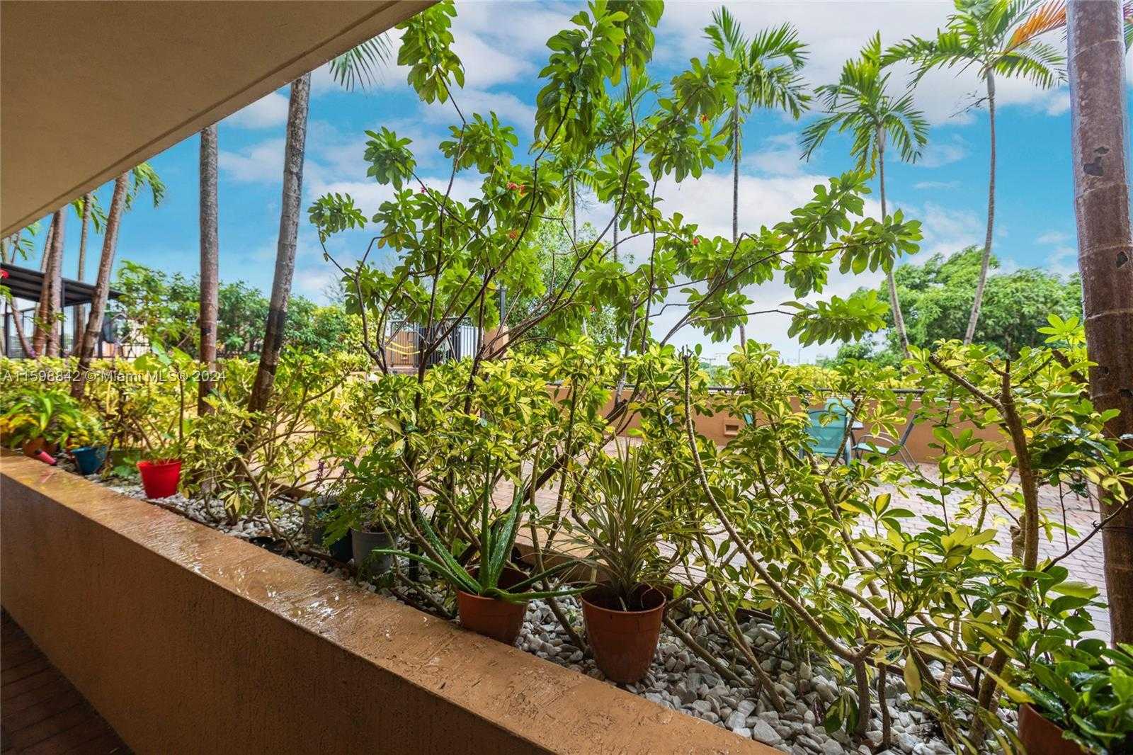 Small Image of 1690 SOUTH WEST 27TH AVE #306, Miami Number 15