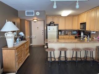 Small Image of 345 OCEAN DR #714, Miami Beach Number 13