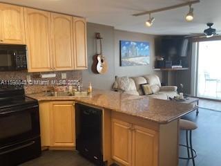 Small Image of 345 OCEAN DR #714, Miami Beach Number 3