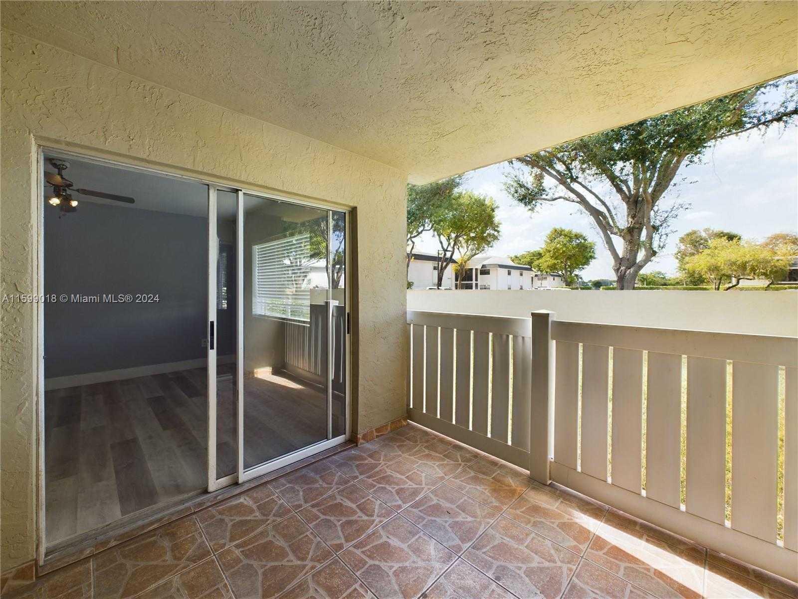 Small Image of 18890 NORTH WEST 57TH AVE #112, Hialeah Number 25