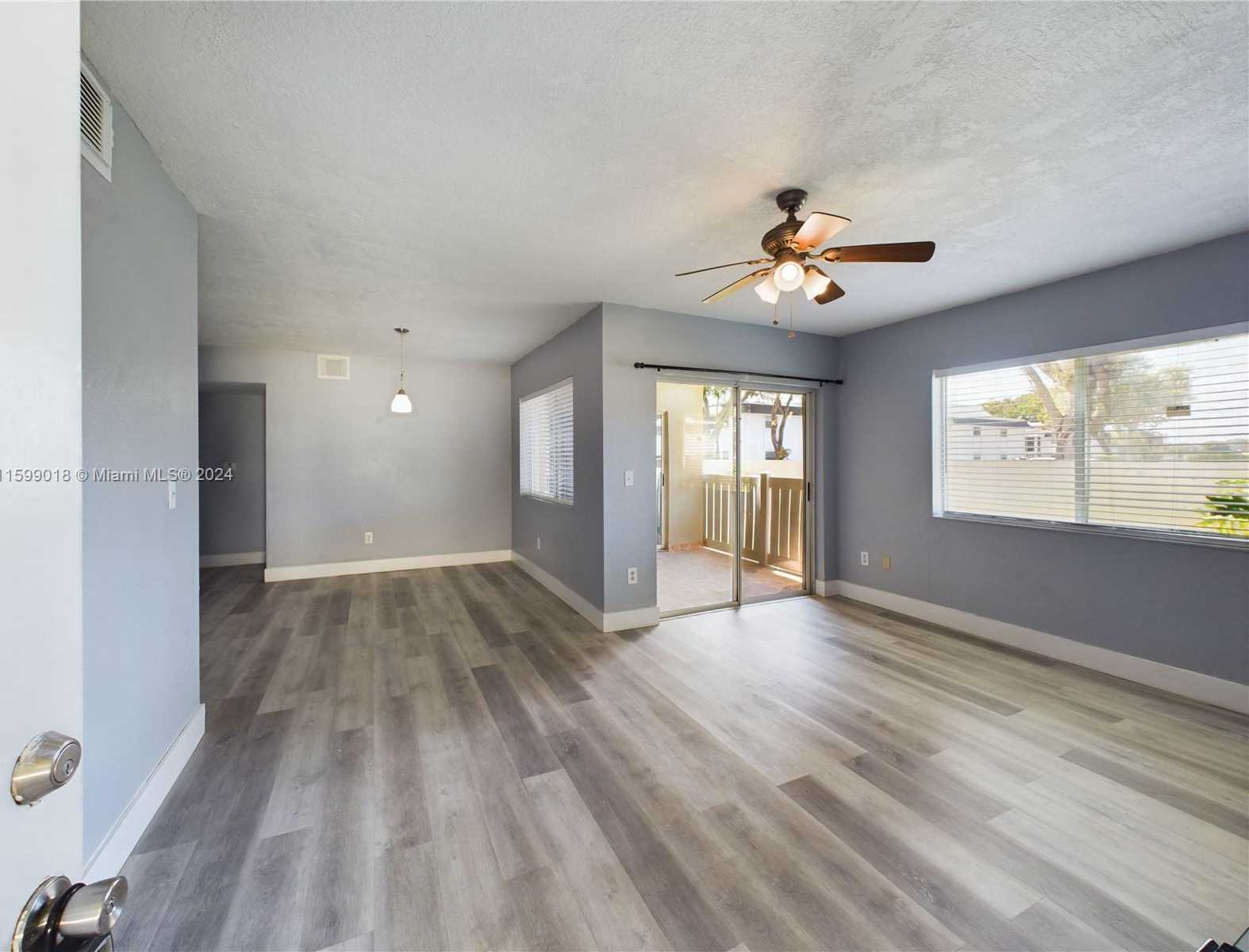 Small Image of 18890 NORTH WEST 57TH AVE #112, Hialeah Number 3