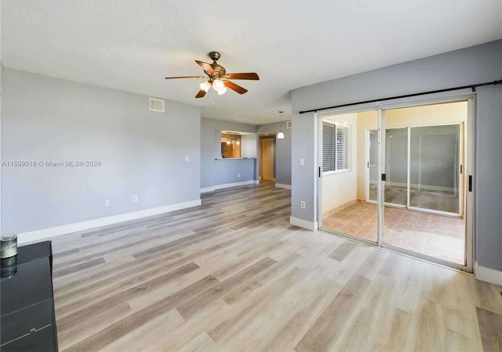 Small Image of 18890 NORTH WEST 57TH AVE #112, Hialeah Number 4