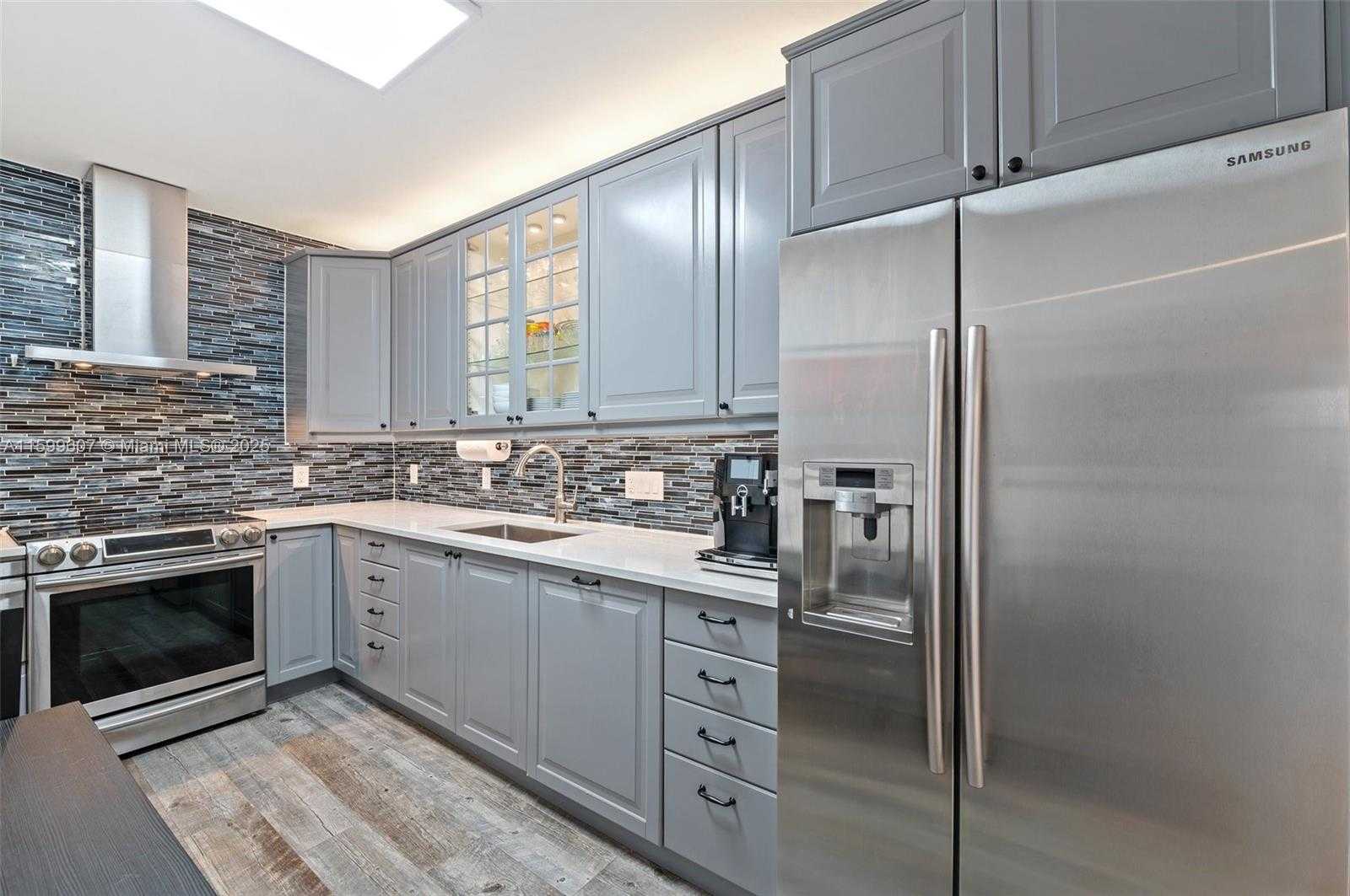 Small Image of 10185 COLLINS AVE #1508, Bal Harbour Number 12