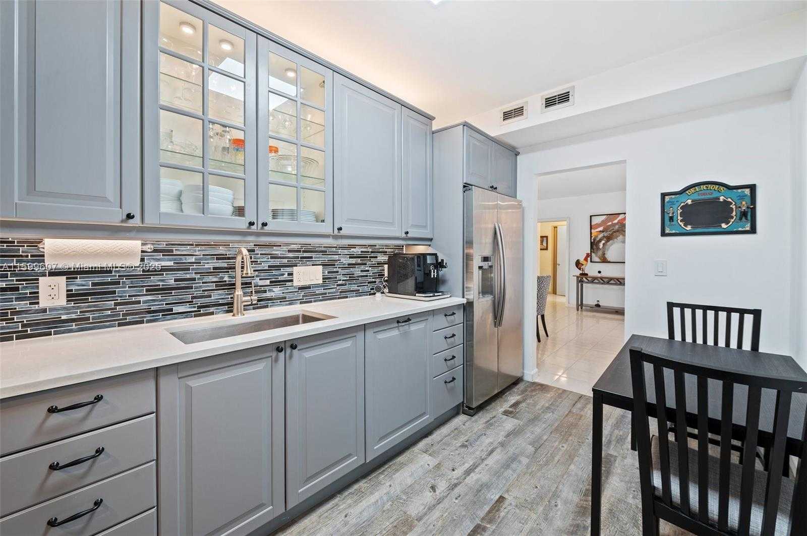 Small Image of 10185 COLLINS AVE #1508, Bal Harbour Number 14