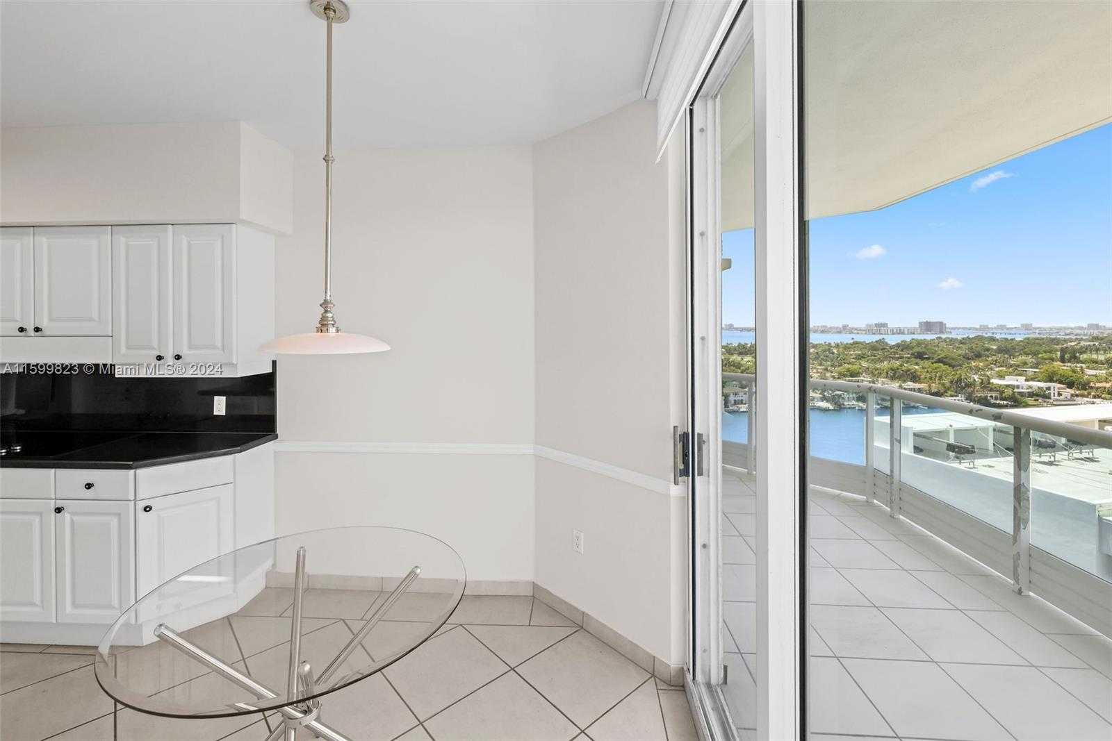 Small Image of 5025 COLLINS AVE #1707, Miami Beach Number 12