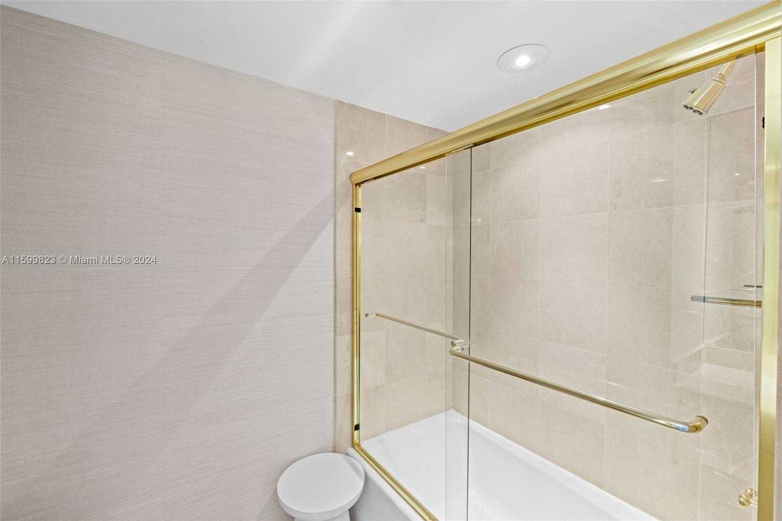 Small Image of 5025 COLLINS AVE #1707, Miami Beach Number 18