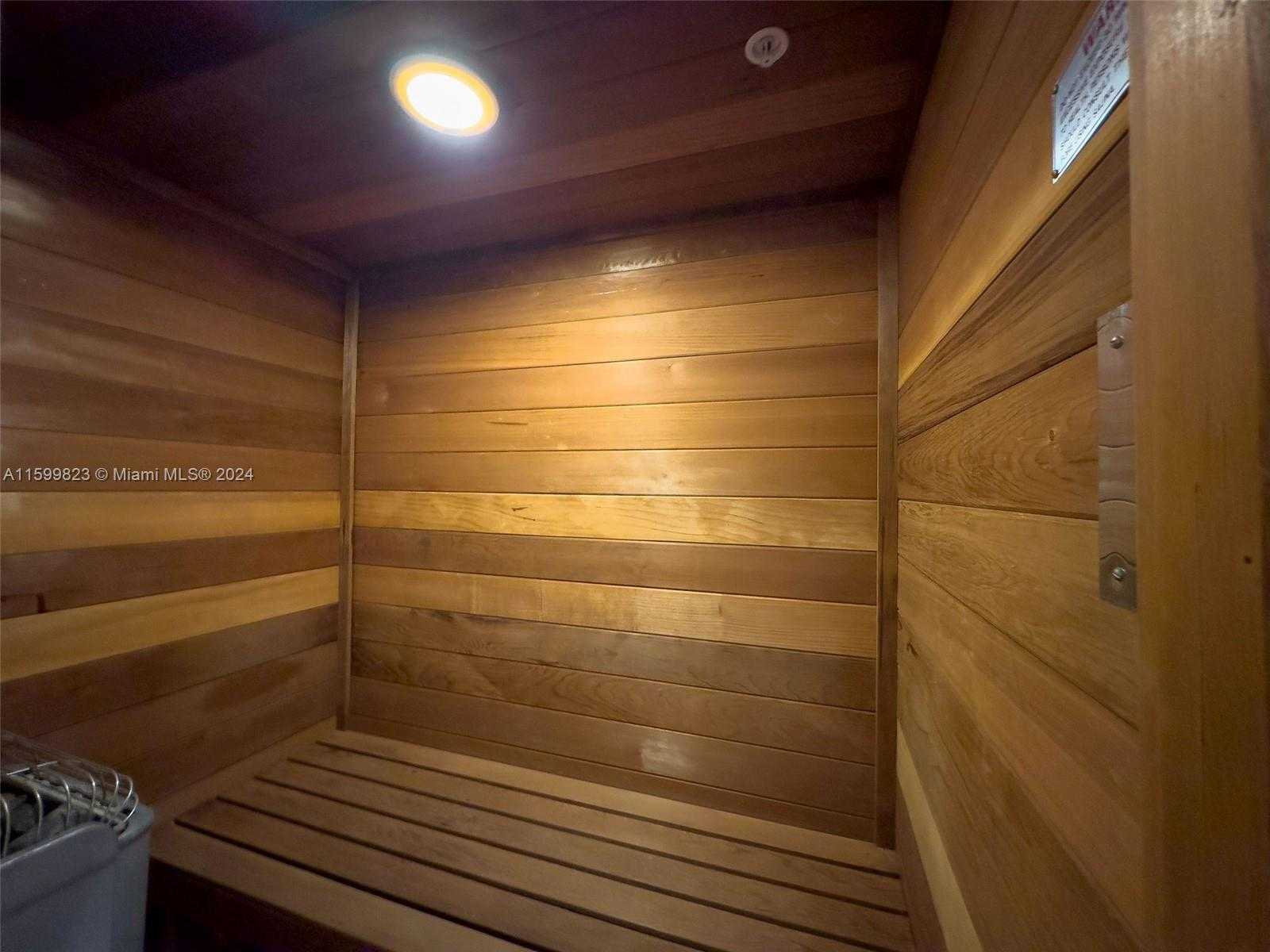 Small Image of 5025 COLLINS AVE #1707, Miami Beach Number 32