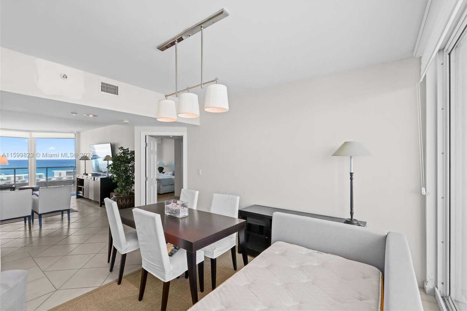 Small Image of 5025 COLLINS AVE #1707, Miami Beach Number 9