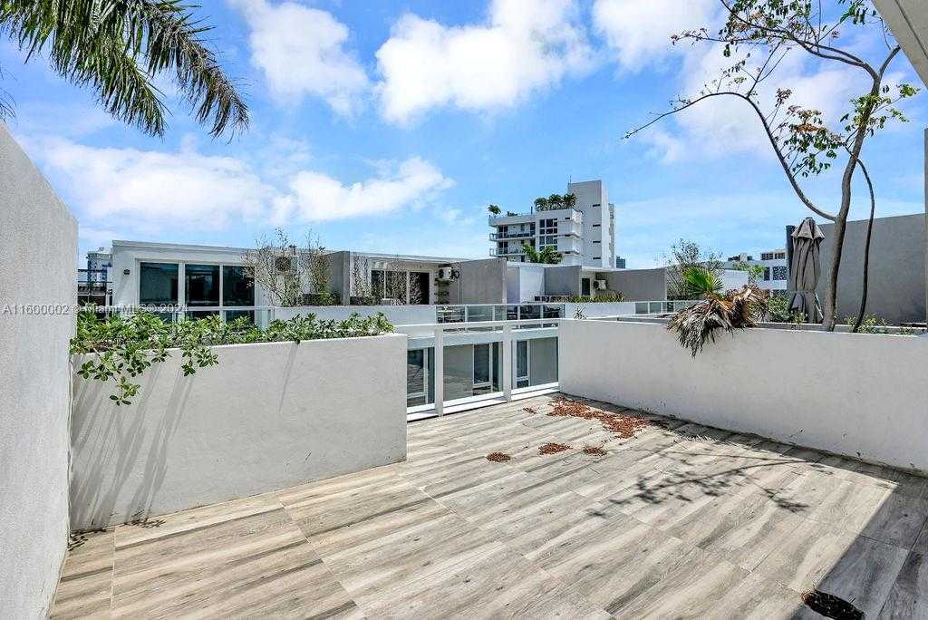 Small Image of 1000 99TH ST #14, Bay Harbor Islands Number 15