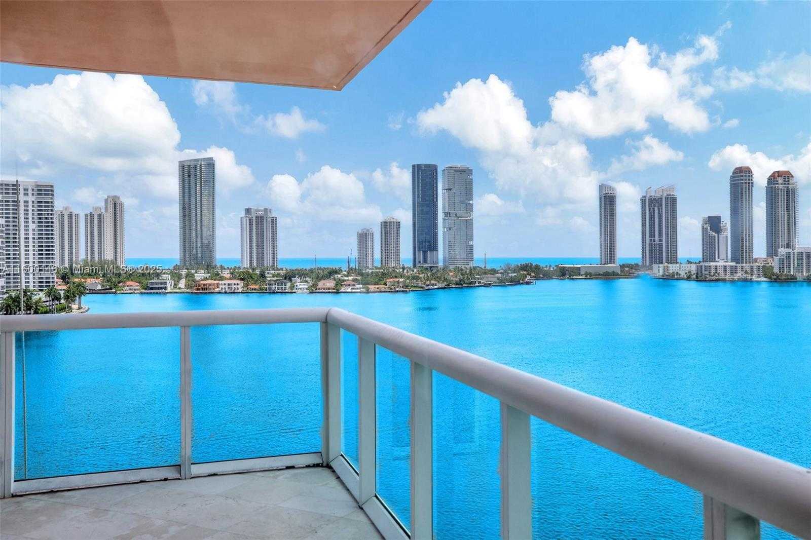 Small Image of 3370 HIDDEN BAY DR #1208, Aventura Number 12