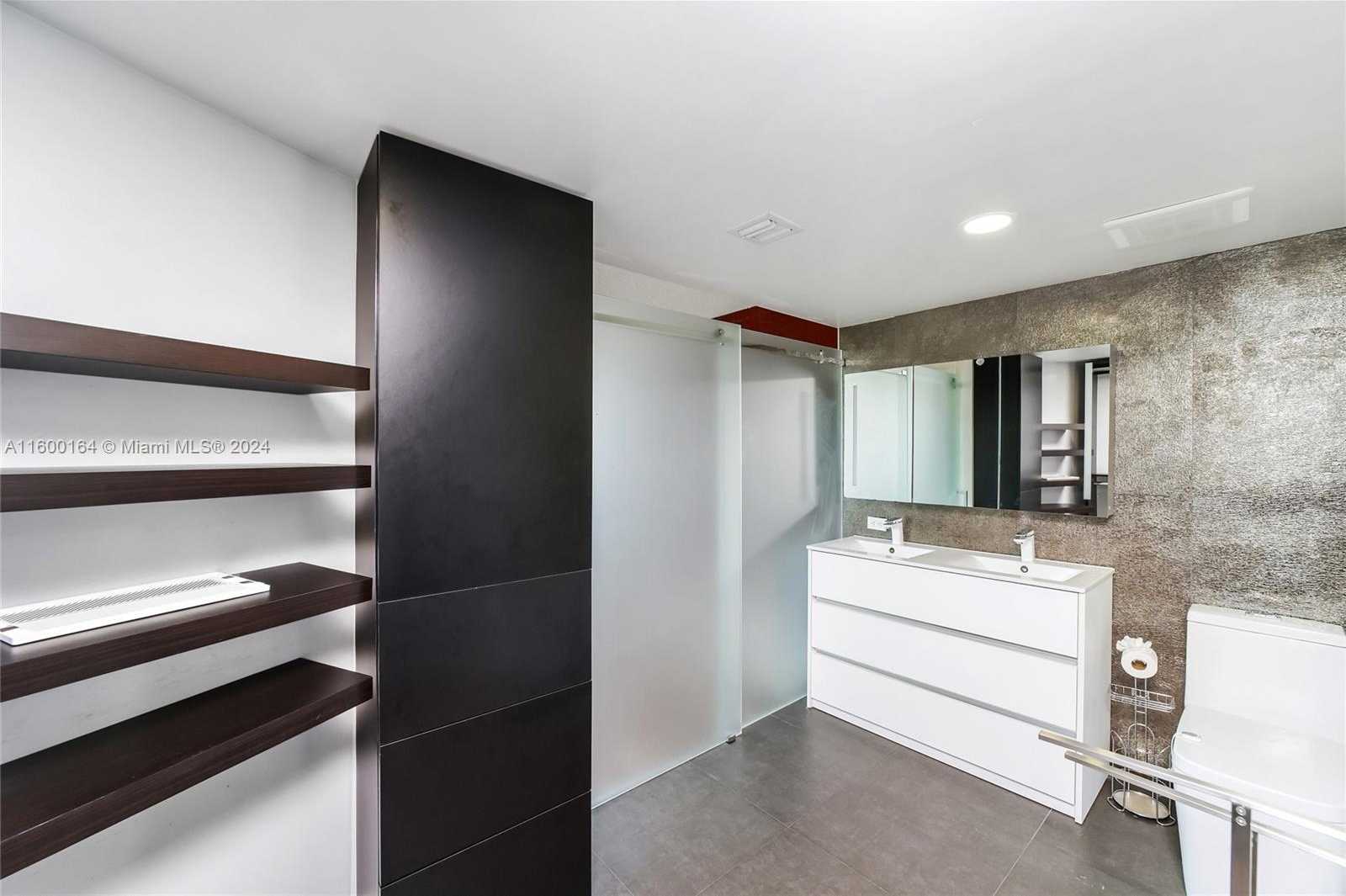 Small Image of 3000 CORAL WAY #1110, Miami Number 22