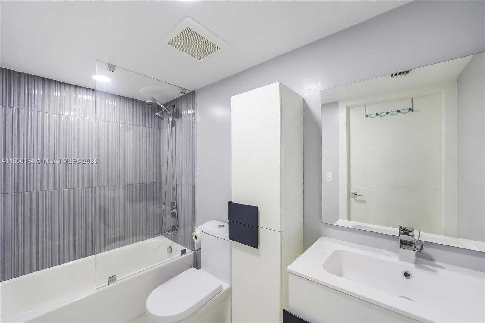 Small Image of 3000 CORAL WAY #1110, Miami Number 30