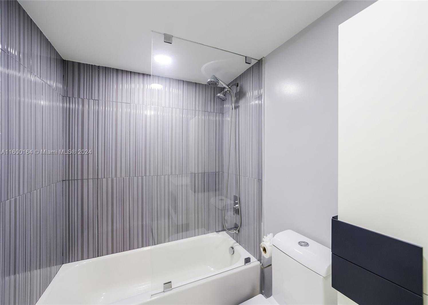 Small Image of 3000 CORAL WAY #1110, Miami Number 32