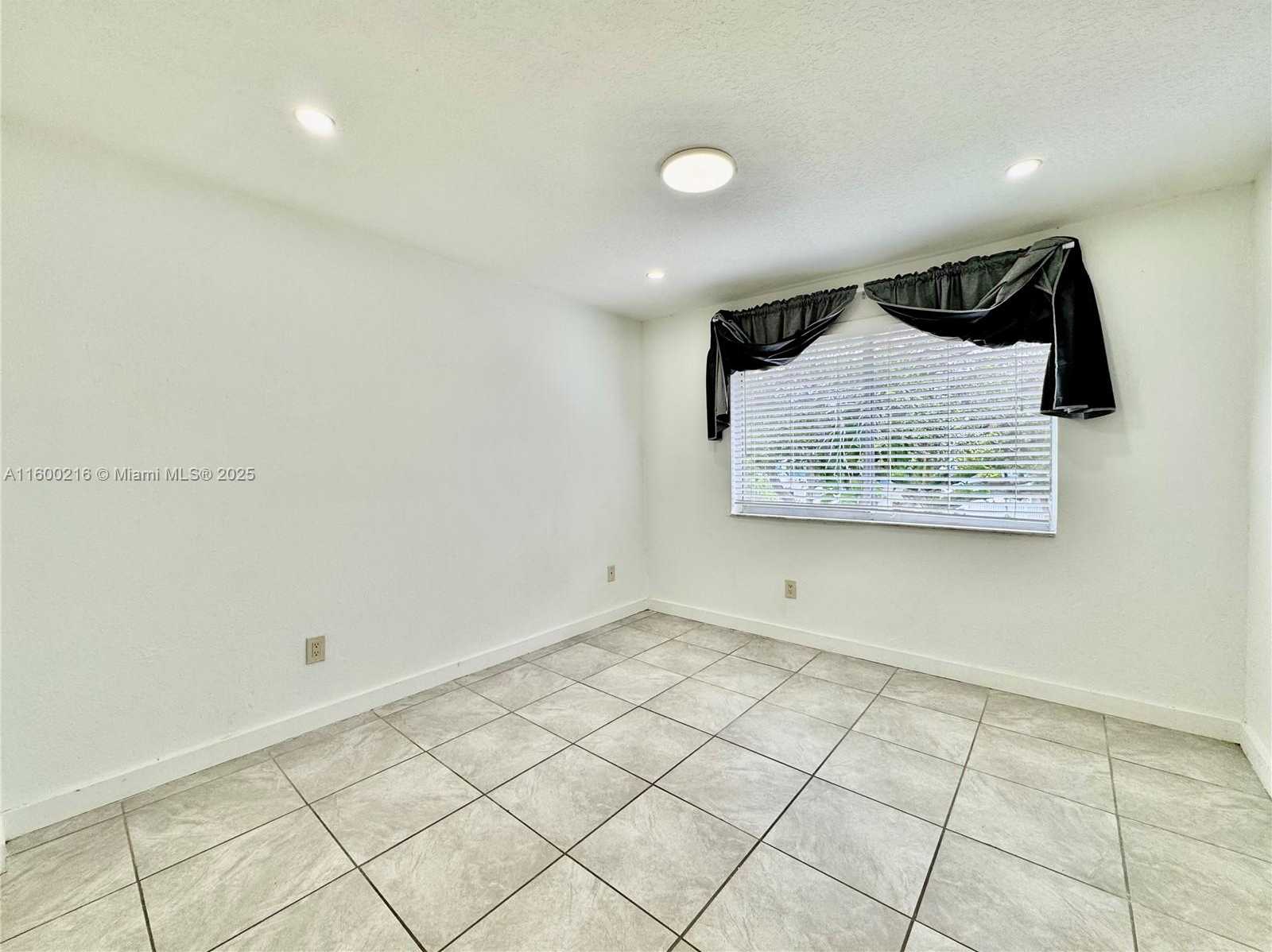 Small Image of 22205 SOUTH WEST 103RD AVE #22205, Cutler Bay Number 10
