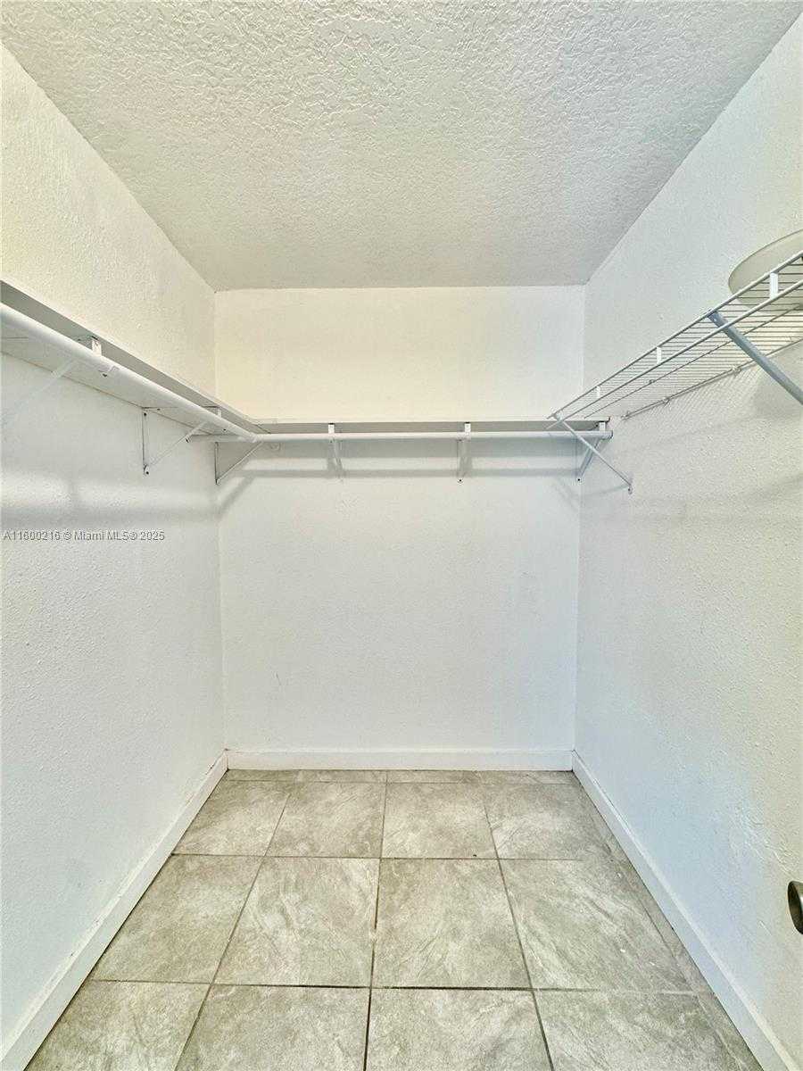 Small Image of 22205 SOUTH WEST 103RD AVE #22205, Cutler Bay Number 14