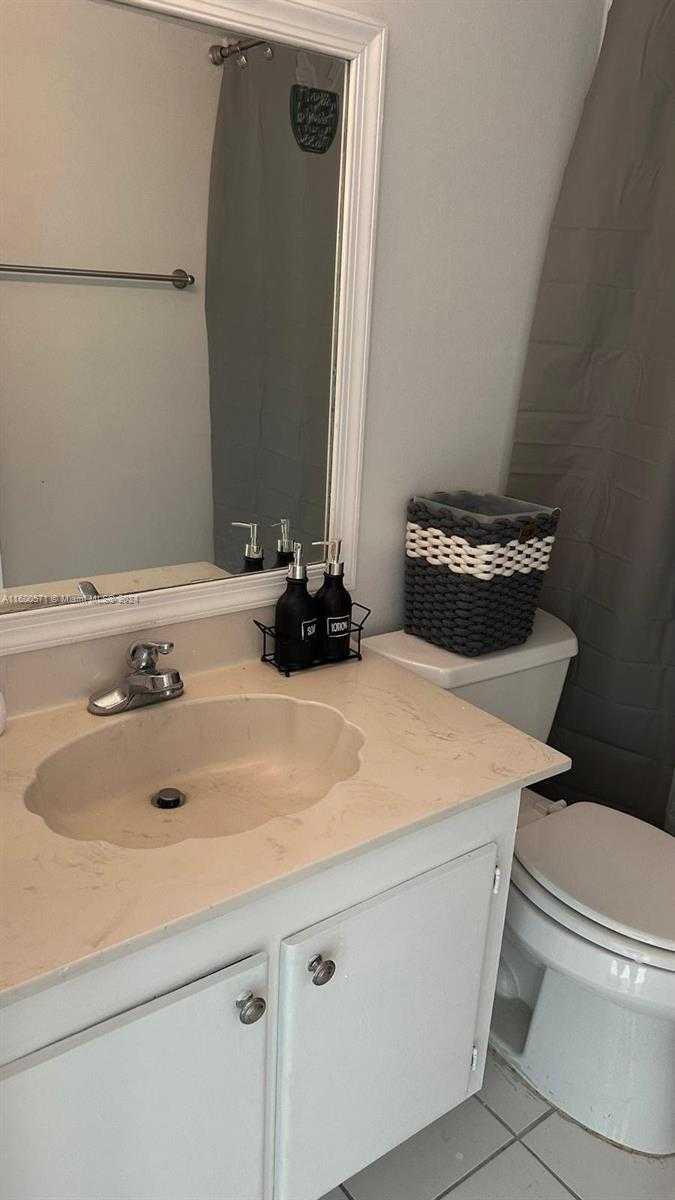 Small Image of 2000 NORTH EAST 135TH ST #509, North Miami Number 11