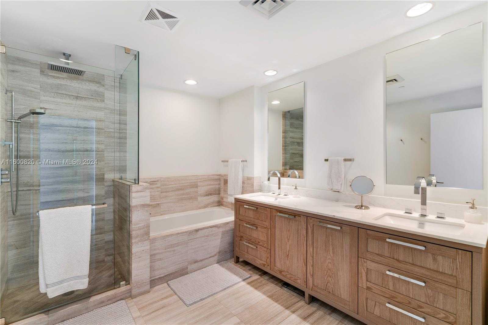 Small Image of 350 OCEAN DR #201N, Key Biscayne Number 33