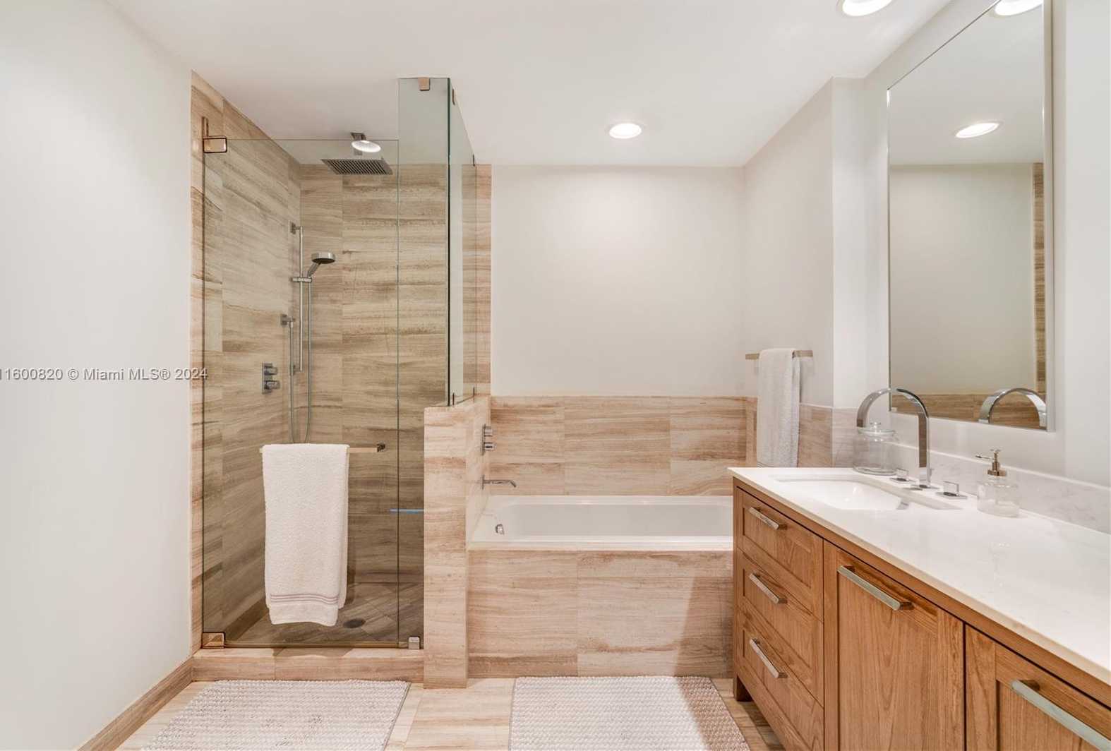 Small Image of 350 OCEAN DR #201N, Key Biscayne Number 35