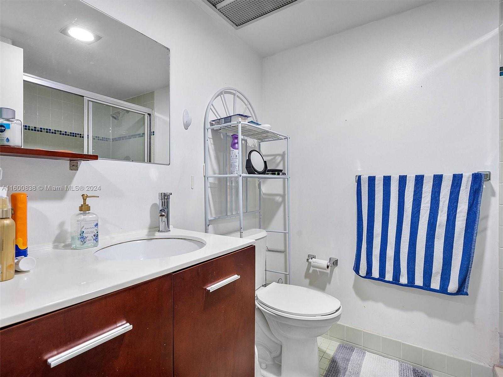 Small Image of 251 174TH ST #2119, Sunny Isles Beach Number 22