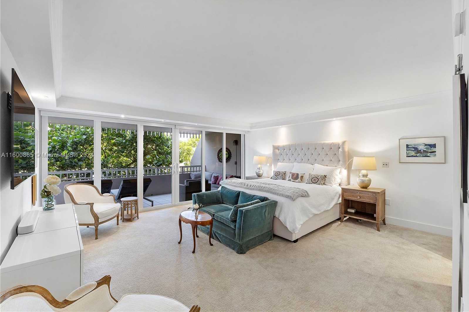 Small Image of 3 GROVE ISLE DR #C202, Miami Number 17