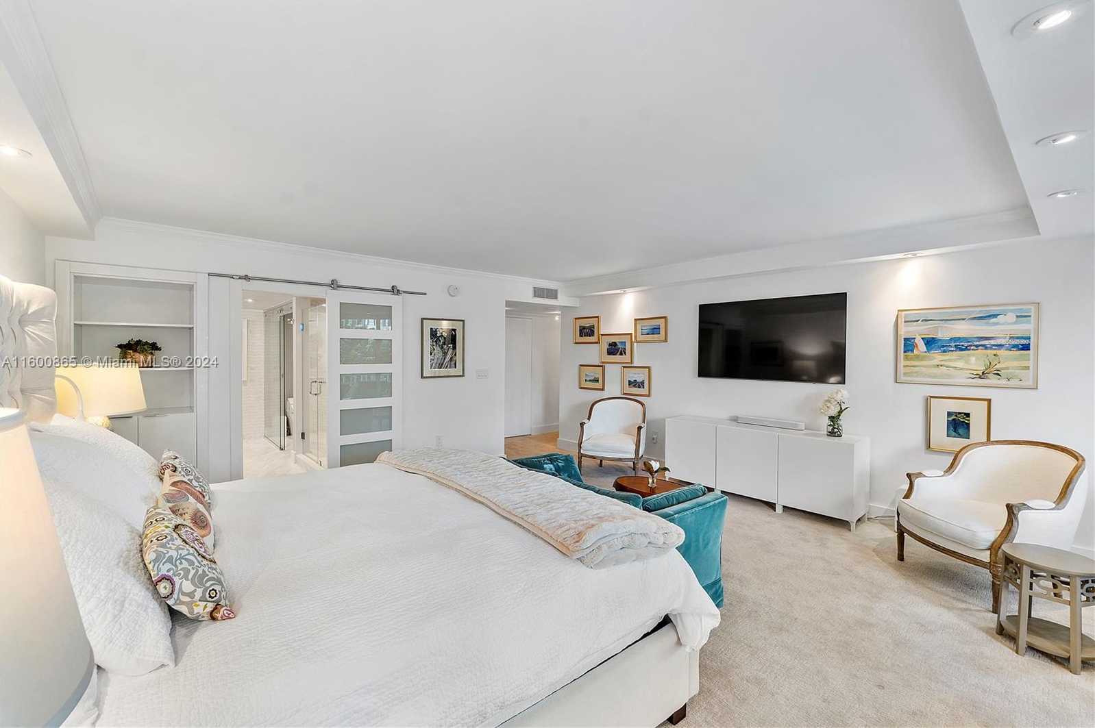Small Image of 3 GROVE ISLE DR #C202, Miami Number 18